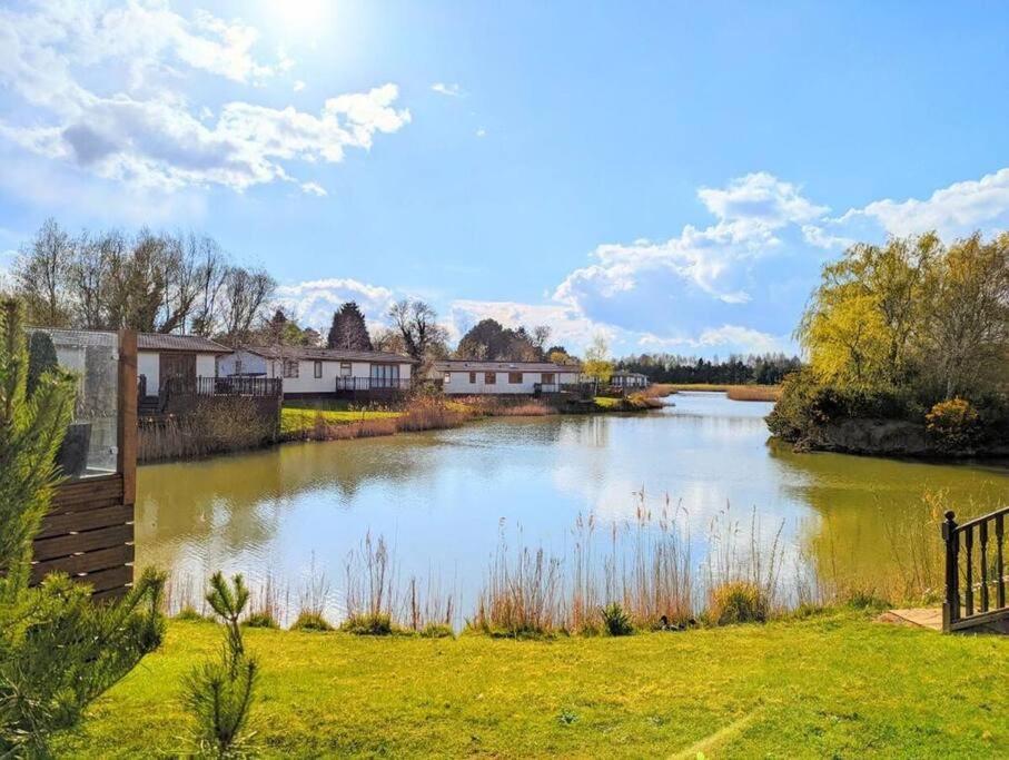 Lakeside View Wisbech Exterior foto
